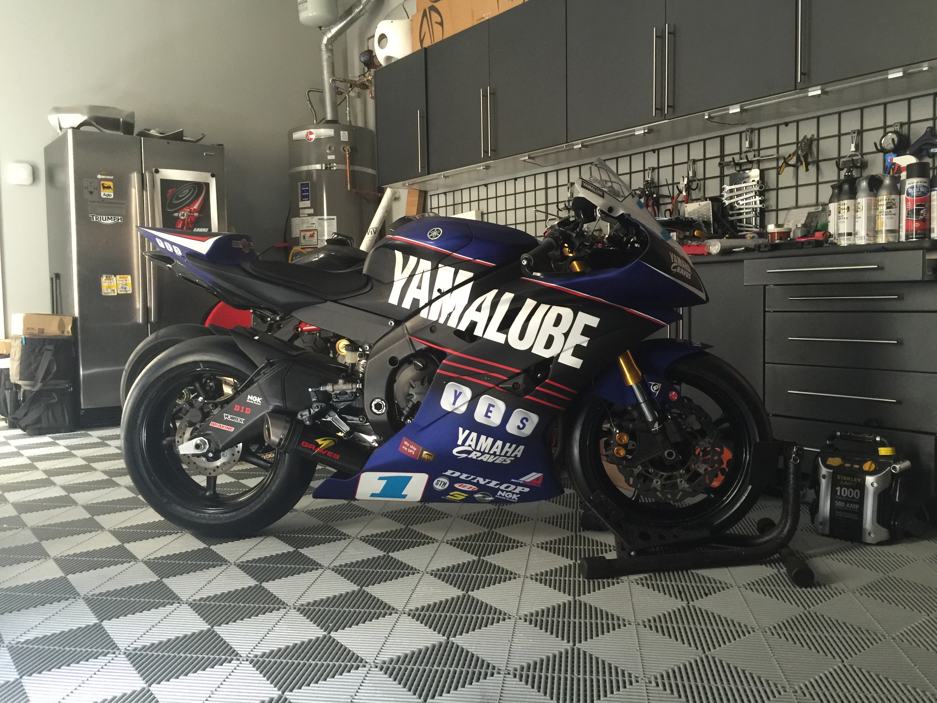 Graves Yamaha R6 — JD Beach #1 photo 37